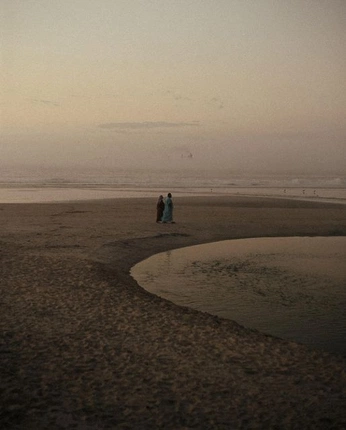 A cover of "Empire" cluster. The owner is aysamai. The cluster consists of 3 elements.