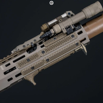 A cover of "Tacticool" cluster. The owner is kiyviz. The cluster consists of 23 elements.