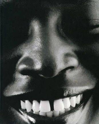 A cover of "Smile" cluster. The owner is bearavecmoi. The cluster consists of 28 elements.