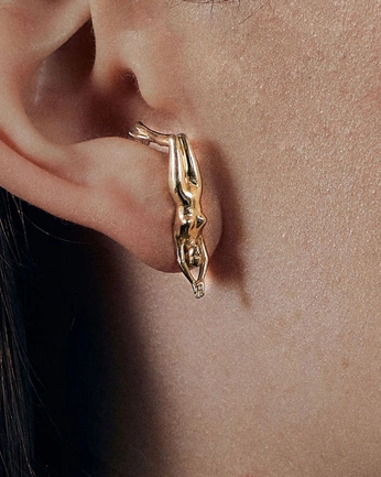 A cover of "Vibes" cluster. The owner is erinwolfkilla. The cluster consists of 2 elements.