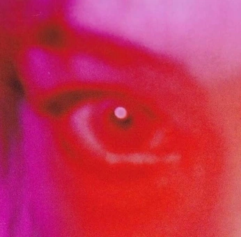 A cover of "contrast" cluster. The owner is elixiiiri. The cluster consists of 18 elements.