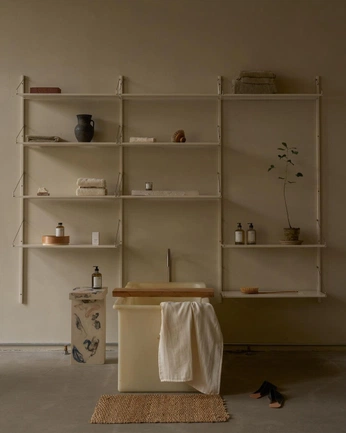 A cover of "LIVING SHAPES" cluster. The owner is kamiyabhusain21. The cluster consists of 34 elements.