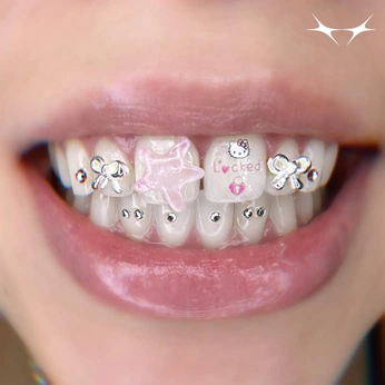 A cover of "🎀Pinky  Pay" cluster. The owner is httpguirio. The cluster consists of 7 elements.