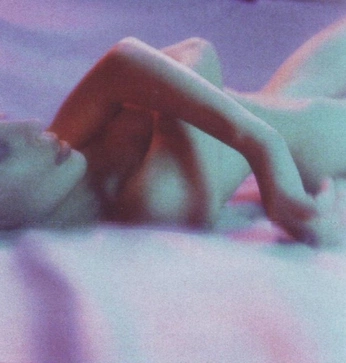 A cover of "Body" cluster. The owner is naver. The cluster consists of 10 elements.