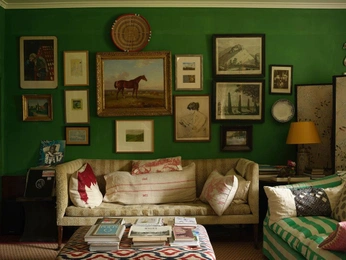 A cover of "rooms" cluster. The owner is cucme. The cluster consists of 7 elements.