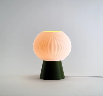 A cover of "Lamps" cluster. The owner is gonzalonpc. The cluster consists of 2 elements.