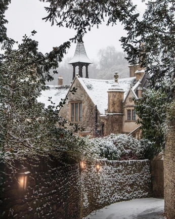 A cover of "Cotswolds" cluster. The owner is hvliving. The cluster consists of 23 elements.