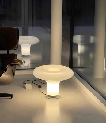 A cover of "Interior" cluster. The owner is tekkenthug. The cluster consists of 5 elements.