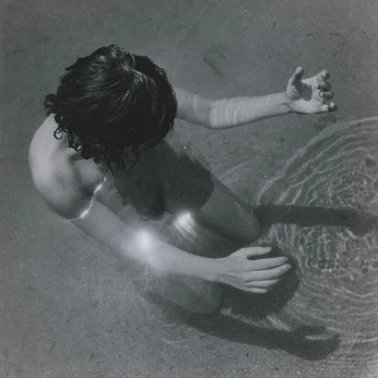 A cover of "singular bliss" cluster. The owner is raneb. The cluster consists of 3 elements.