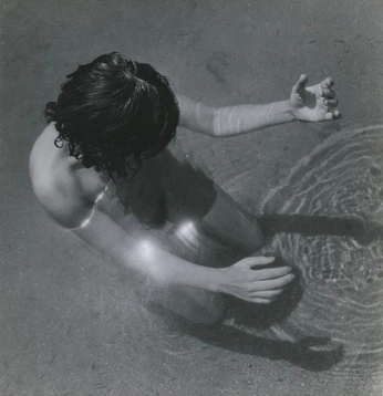 A cover of "origins" cluster. The owner is hrt01. The cluster consists of 5 elements.