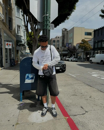 A cover of "hardy" cluster. The owner is ralphsaint. The cluster consists of 12 elements.