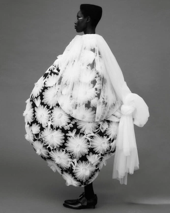 A cover of "moodboard" cluster. The owner is loliebn. The cluster consists of 14 elements.