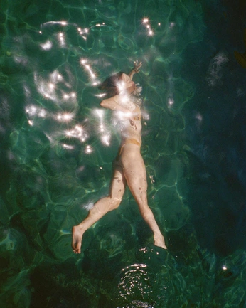 A cover of "Siren" cluster. The owner is scottlangford. The cluster consists of 216 elements.