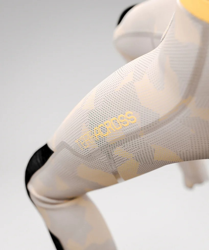Detail of the TERRACROSS Innerwear, a concept by designer Rafal Czaniecki for UNIQLO.