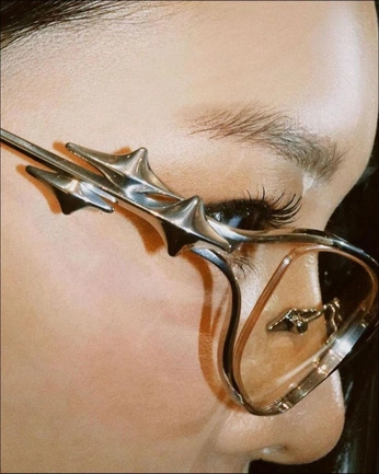 A cover of "Co0l .𖥔 ݁ ˖๋ ࣭ ⭑" cluster. The owner is mariahclaw. The cluster consists of 32 elements.