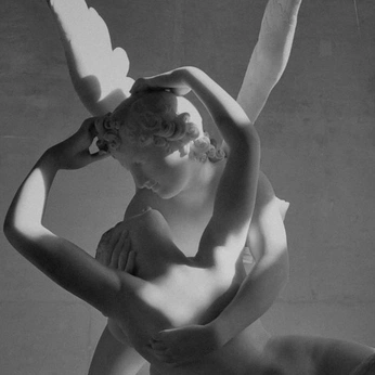 A cover of "wallpaper" cluster. The owner is elizamelrose. The cluster consists of 34 elements.