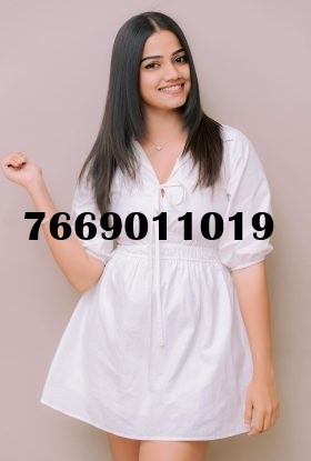 Call Girls In Gurgaon -9811526736 Patel Nagar Russian Call Girls Escorts In Gurgaon