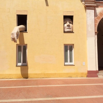 A cover of "travel" cluster. The owner is fersaldivarba. The cluster consists of 1 element.