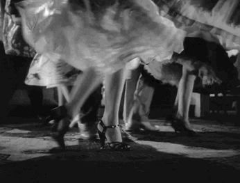 A cover of "cinematic clips" cluster. The owner is sayoteacup. The cluster consists of 143 elements.