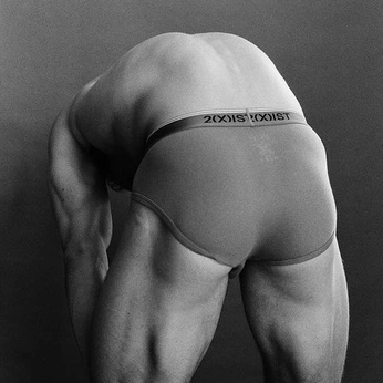 A cover of "bodies" cluster. The owner is eusex. The cluster consists of 76 elements.