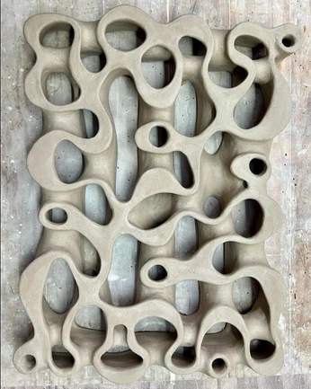 A cover of "lattice" cluster. The owner is tinosolo. The cluster consists of 14 elements.