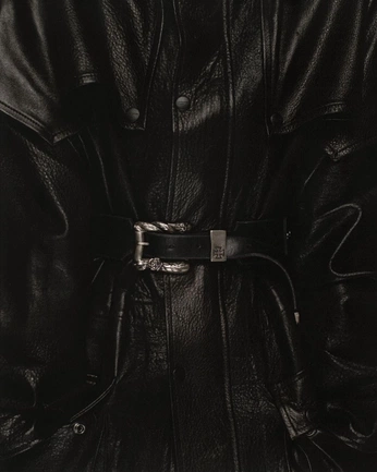 A cover of "Clothes details" cluster. The owner is sdkjfhaoiew. The cluster consists of 4 elements.