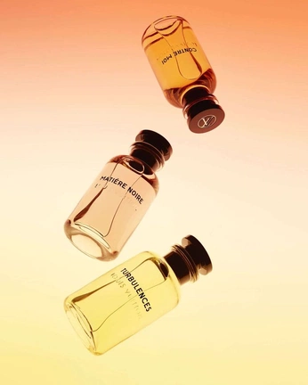 A cover of "fragrance" cluster. The owner is jakewalker. The cluster consists of 21 elements.