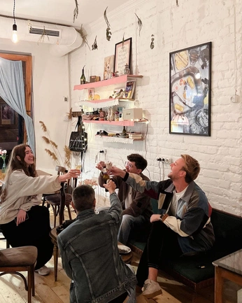 A cover of "Feedback Loop" cluster. The owner is billhaus108. The cluster consists of 83 elements.