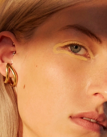 A cover of "style" cluster. The owner is beccaallie. The cluster consists of 43 elements.