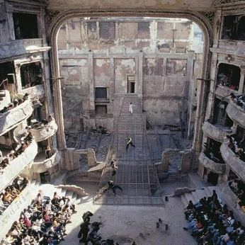 A cover of "architecture" cluster. The owner is ericmadelaine. The cluster consists of 144 elements.