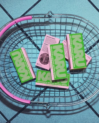 A cover of "zero_07.zip" cluster. The owner is masetobes. The cluster consists of 303 elements.