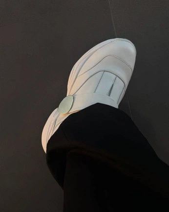 A cover of "Schoes" cluster. The owner is mariansita. The cluster consists of 2 elements.