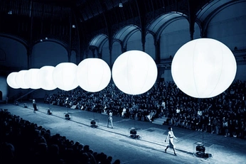 A cover of "FASHION WEEK" cluster. The owner is meggie91. The cluster consists of 100 elements.