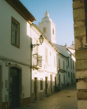 A cover of "Salem" cluster. The owner is maruxi. The cluster consists of 5 elements.