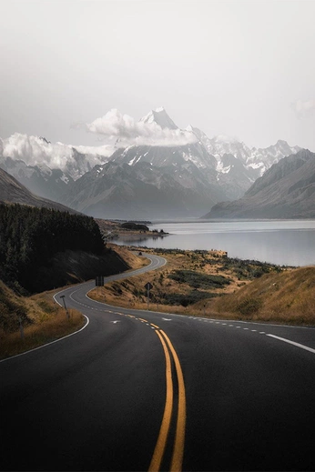 A cover of "Awe" cluster. The owner is followneel. The cluster consists of 8 elements.