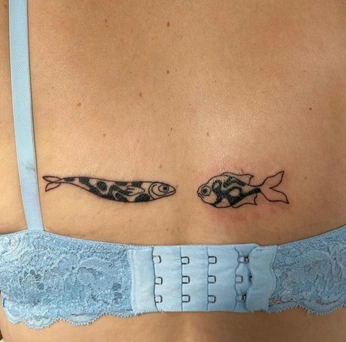 A cover of "Tattoo" cluster. The owner is celine.bvg. The cluster consists of 2 elements.