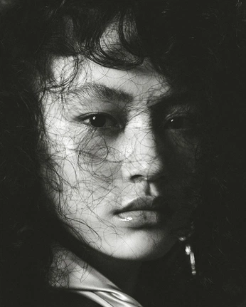 A cover of "Portrait" cluster. The owner is lamarieclaire. The cluster consists of 31 elements.