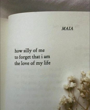 A cover of "words" cluster. The owner is ashleighcateline. The cluster consists of 22 elements.