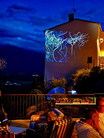 A cover of "Asemic writing art" cluster. The owner is matox. The cluster consists of 5 elements.