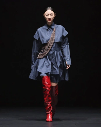 A cover of "Octavio P" cluster. The owner is wisekid. The cluster consists of 18 elements.