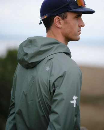 A cover of "fashion" cluster. The owner is hennn. The cluster consists of 2 elements.