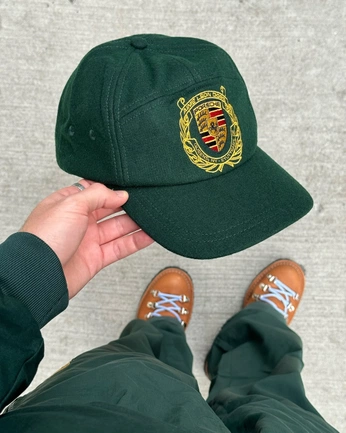 A cover of "FORTUNA GORRAS" cluster. The owner is angeloesc. The cluster consists of 2 elements.