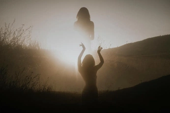 A cover of "self" cluster. The owner is bunnybulma. The cluster consists of 12 elements.