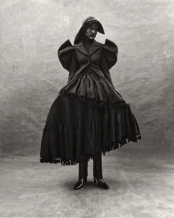 A cover of "Fashion" cluster. The owner is veronicatucker. The cluster consists of 11 elements.