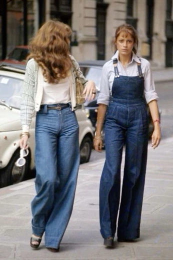 A cover of "Annette" cluster. The owner is gnguyen. The cluster consists of 85 elements.