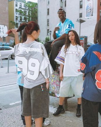 A cover of "gen z photography" cluster. The owner is chloemjung. The cluster consists of 2 elements.