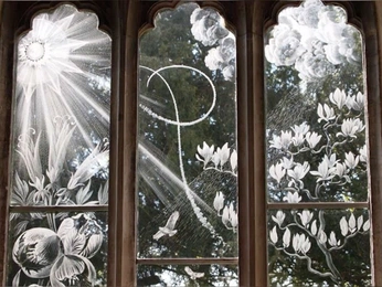 A cover of "archangelic" cluster. The owner is lauraloves. The cluster consists of 20 elements.