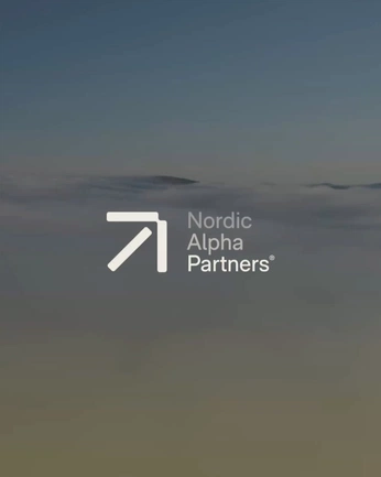 A cover of "web" cluster. The owner is caitlinj. The cluster consists of 3 elements.