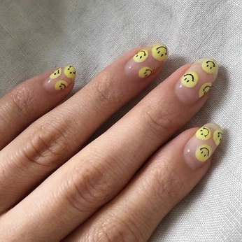 A cover of "Nail Art" cluster. The owner is styleuncuffed. The cluster consists of 15 elements.