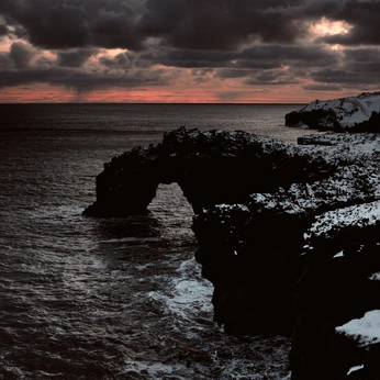 A cover of "2025 jan" cluster. The owner is asgeir. The cluster description is "from a roadtrip and walks in jan 2025". The cluster consists of 33 elements.